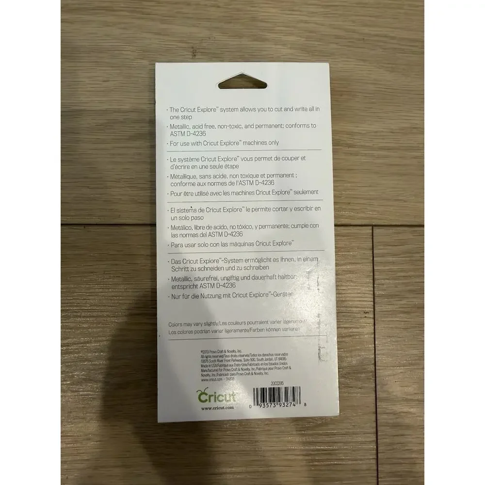 Cricut Explore Metallic 5pc Pen Set Med Point 1.0 New
